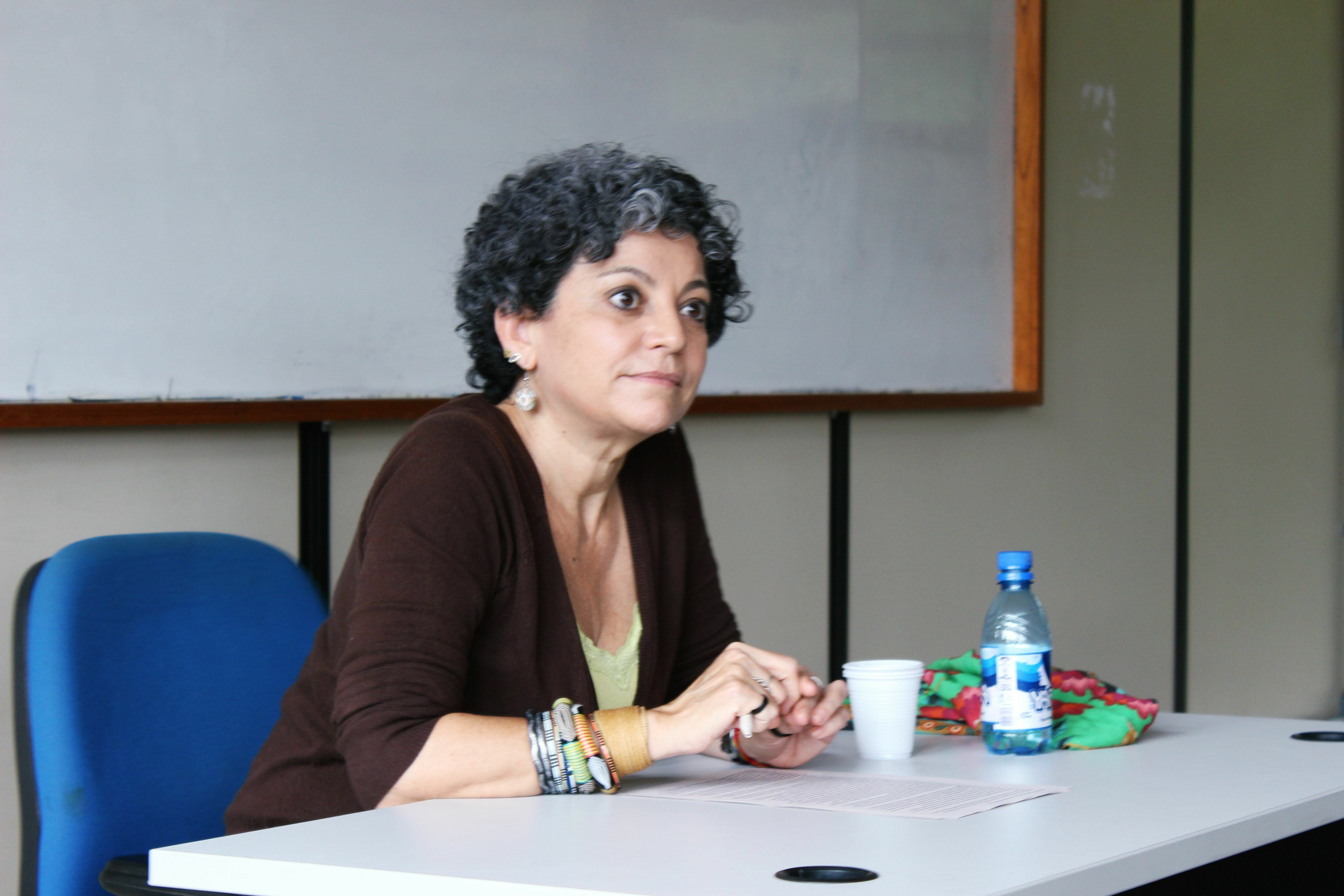 Professora Patrícia Melo Sampaio (UFAM)