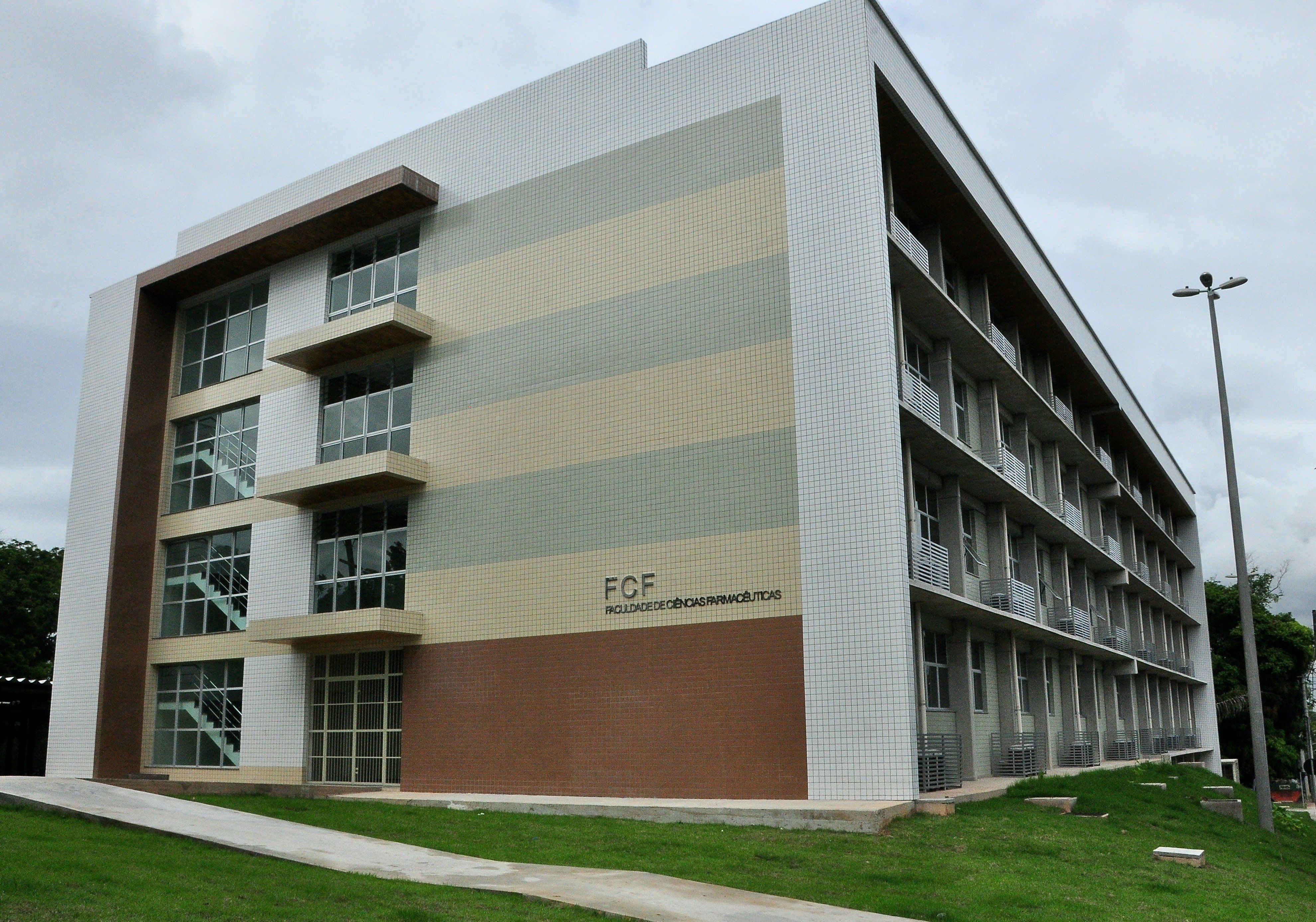 Faculdade de Ciências Farmacêuticas 