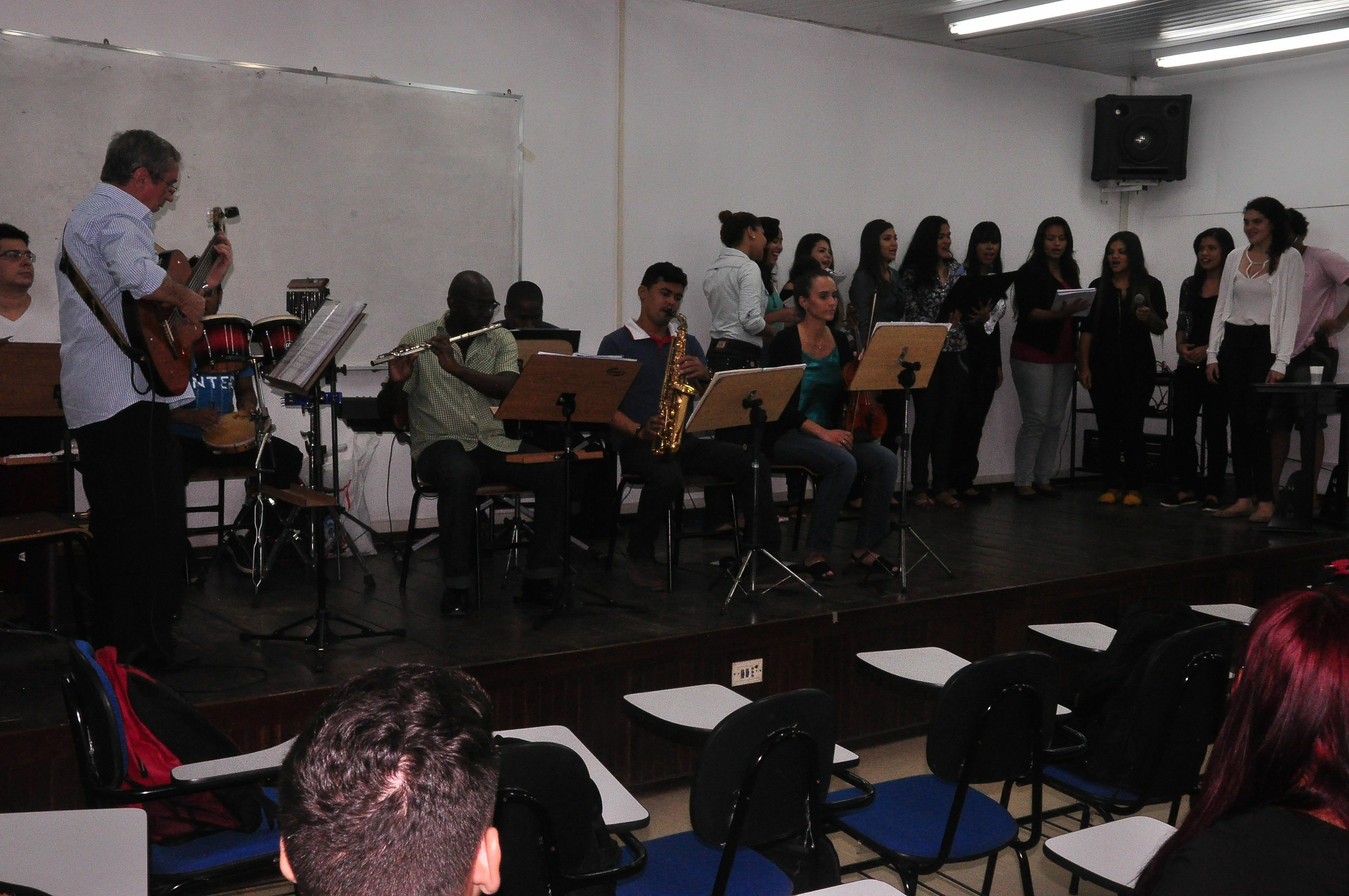 Orquestra `Vozes da UFAM´