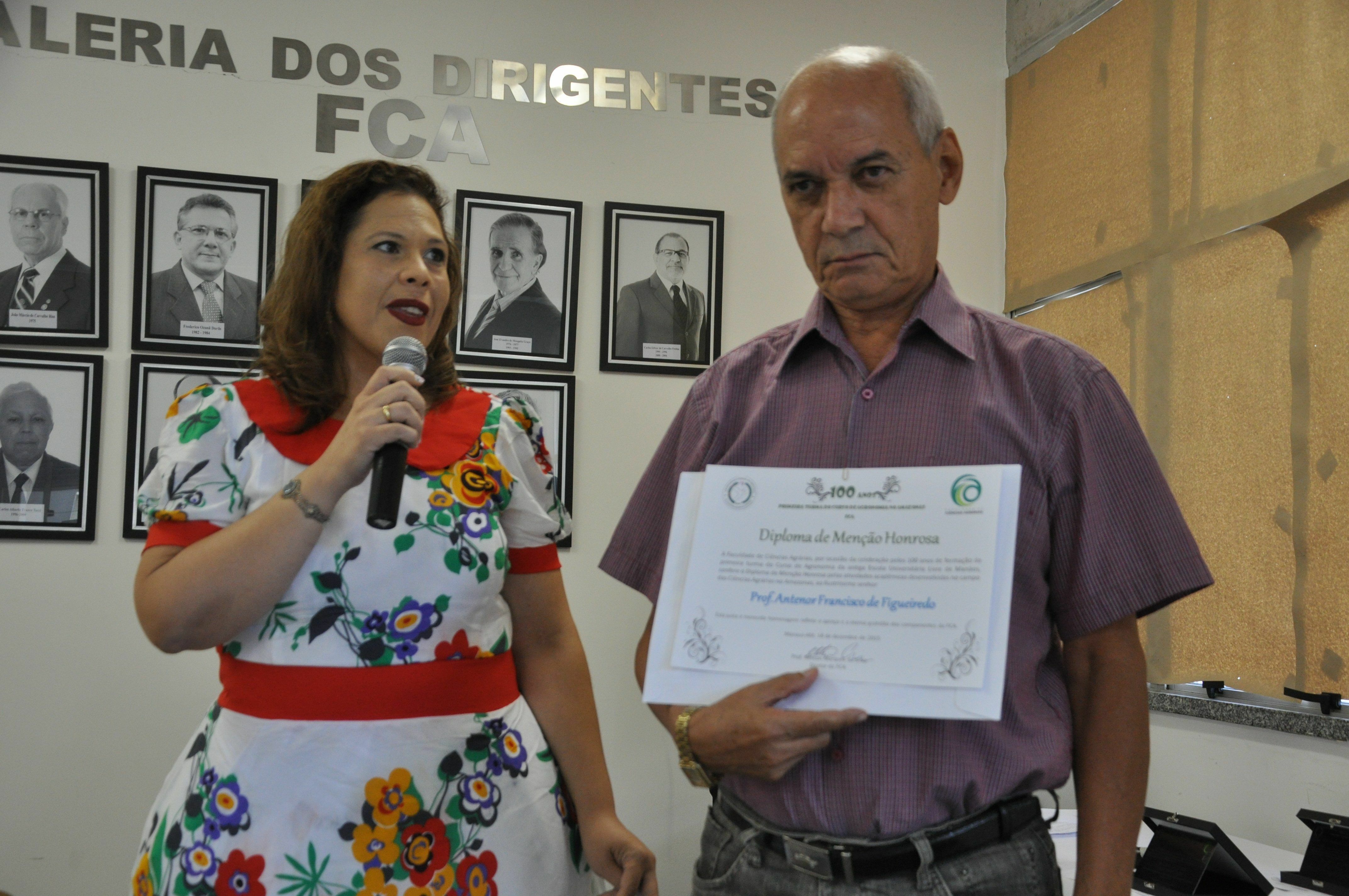 Professora Expedita Pereira (FCA) e Antenor de Figueiredo, professor aposentado