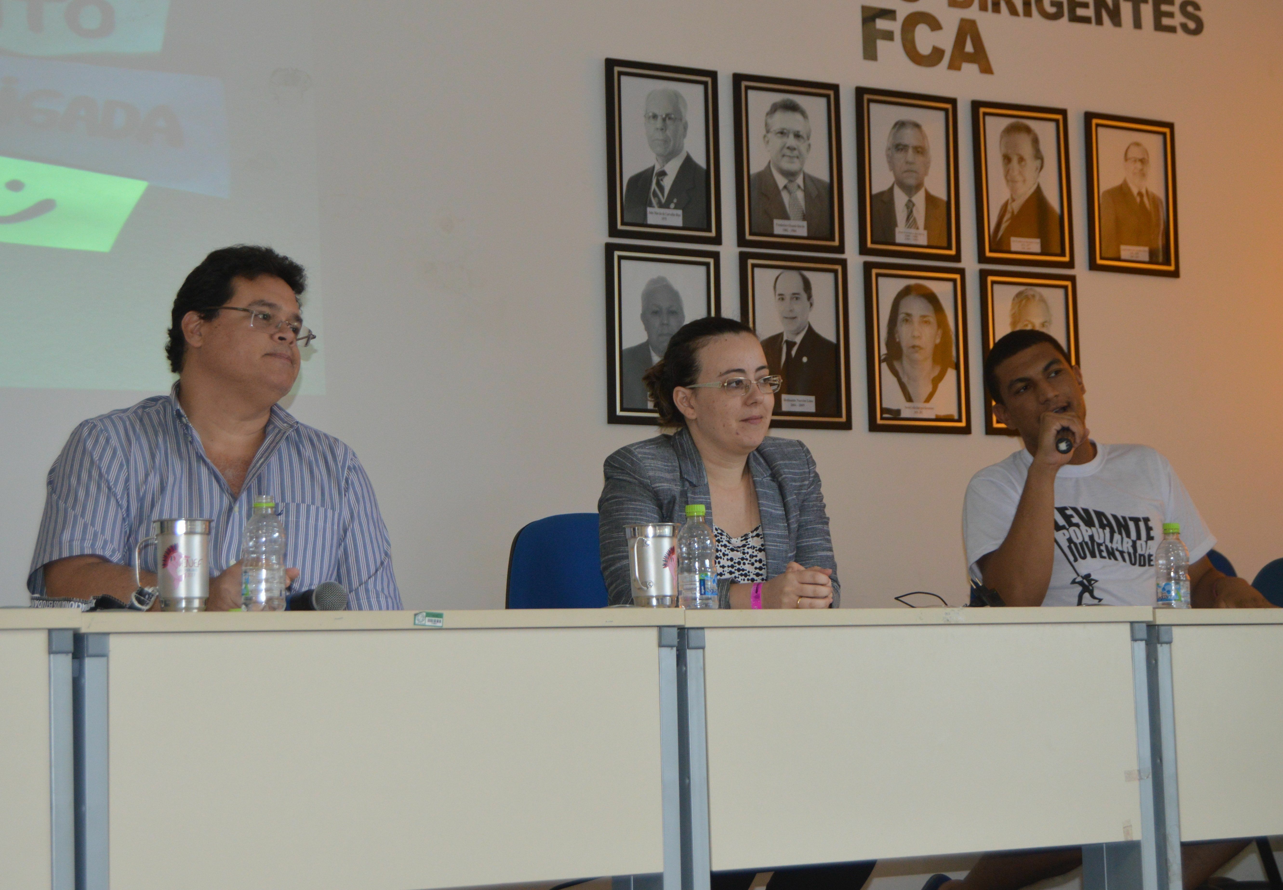 Mesa discutiu o impacto da nova DCN na formação do profissional de Farmácia