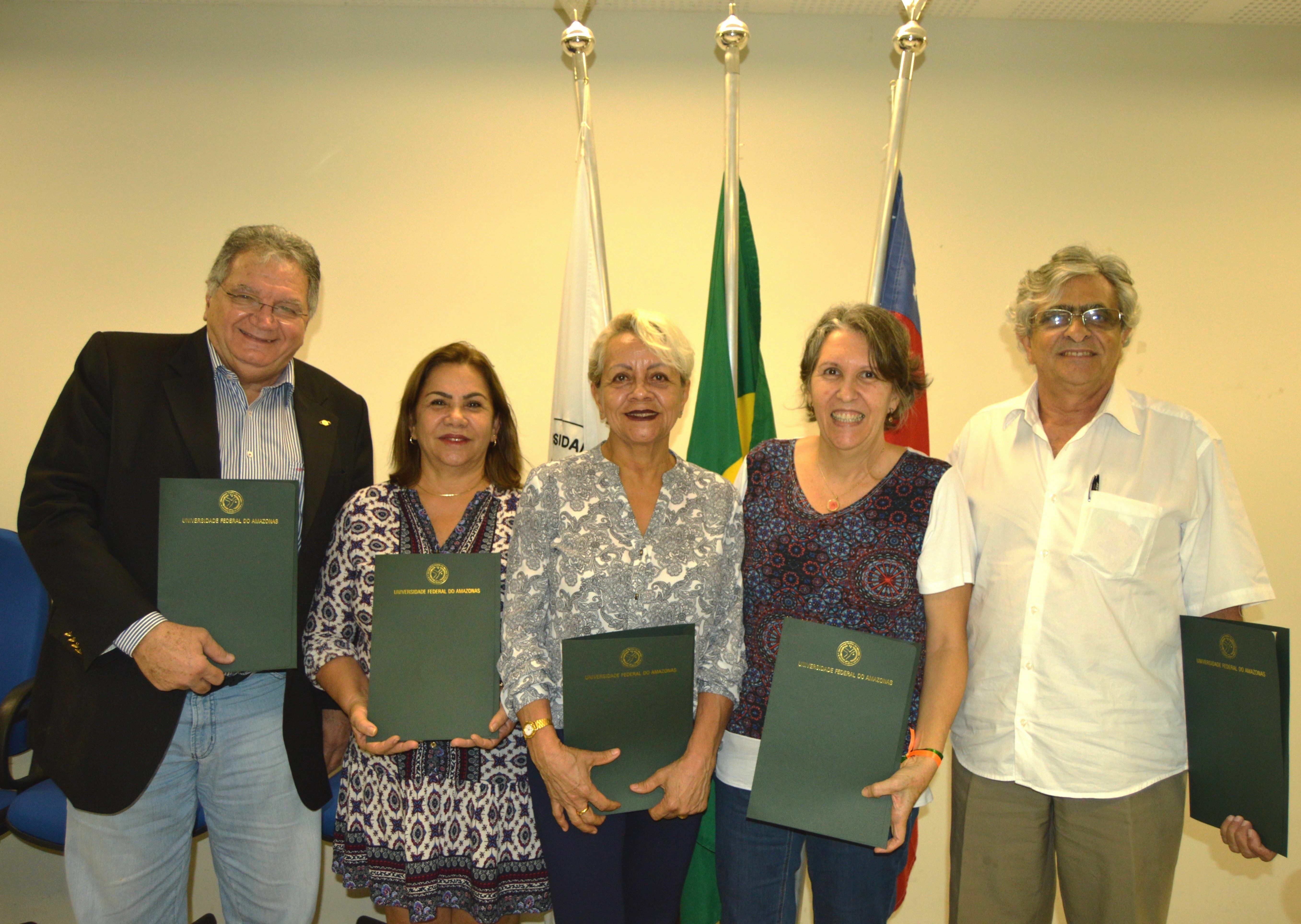 Servidores aposentados: anos de dedicação à Ufam