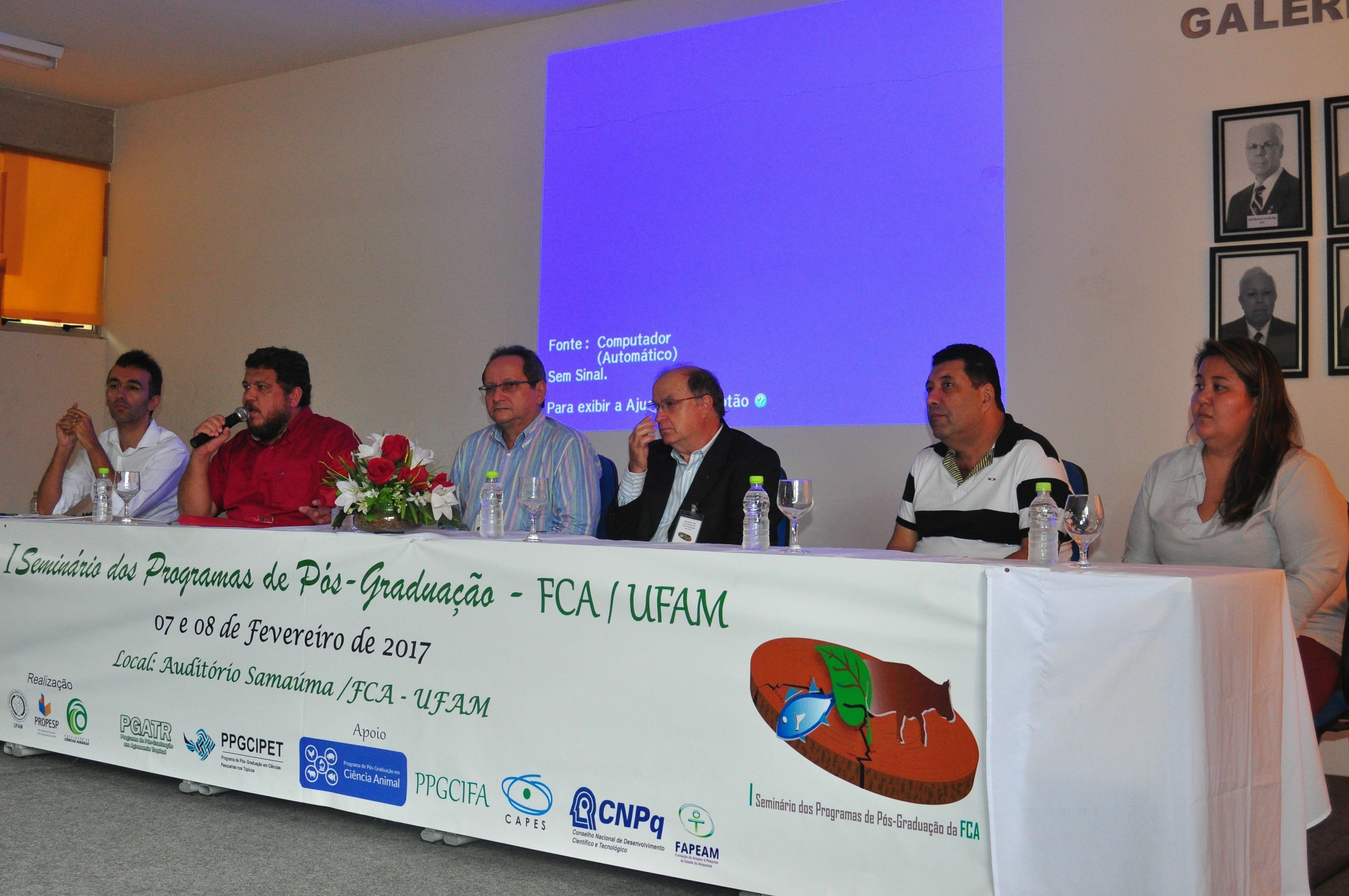 Mesa de abertura do I Seminário dos Programas de Pós-Graduação da FCA