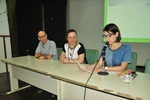 Mesa de abertura da palestra