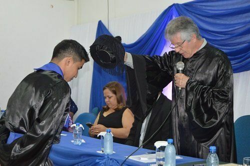 Pró-reitor de Inovação Tecnológica, professor Waltair Machado, presidiu a solenidade de outorga de grau no ICET