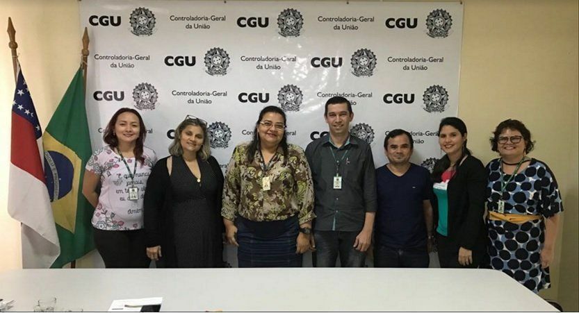 Da esquerda para direita: Vanusa Firmo, Klélia dos Santos, Isa Mary, Dinovan Fanhaimpork, Alex Martins, Ingrid Areque e Mônica Barbosa