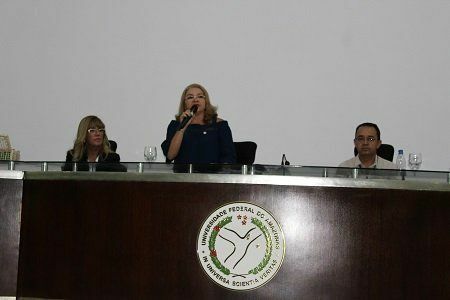 Pró-reitora de Pesquisa e Pós-Graduação, professora Selma Baçal, durante discurso na abertura do evento
