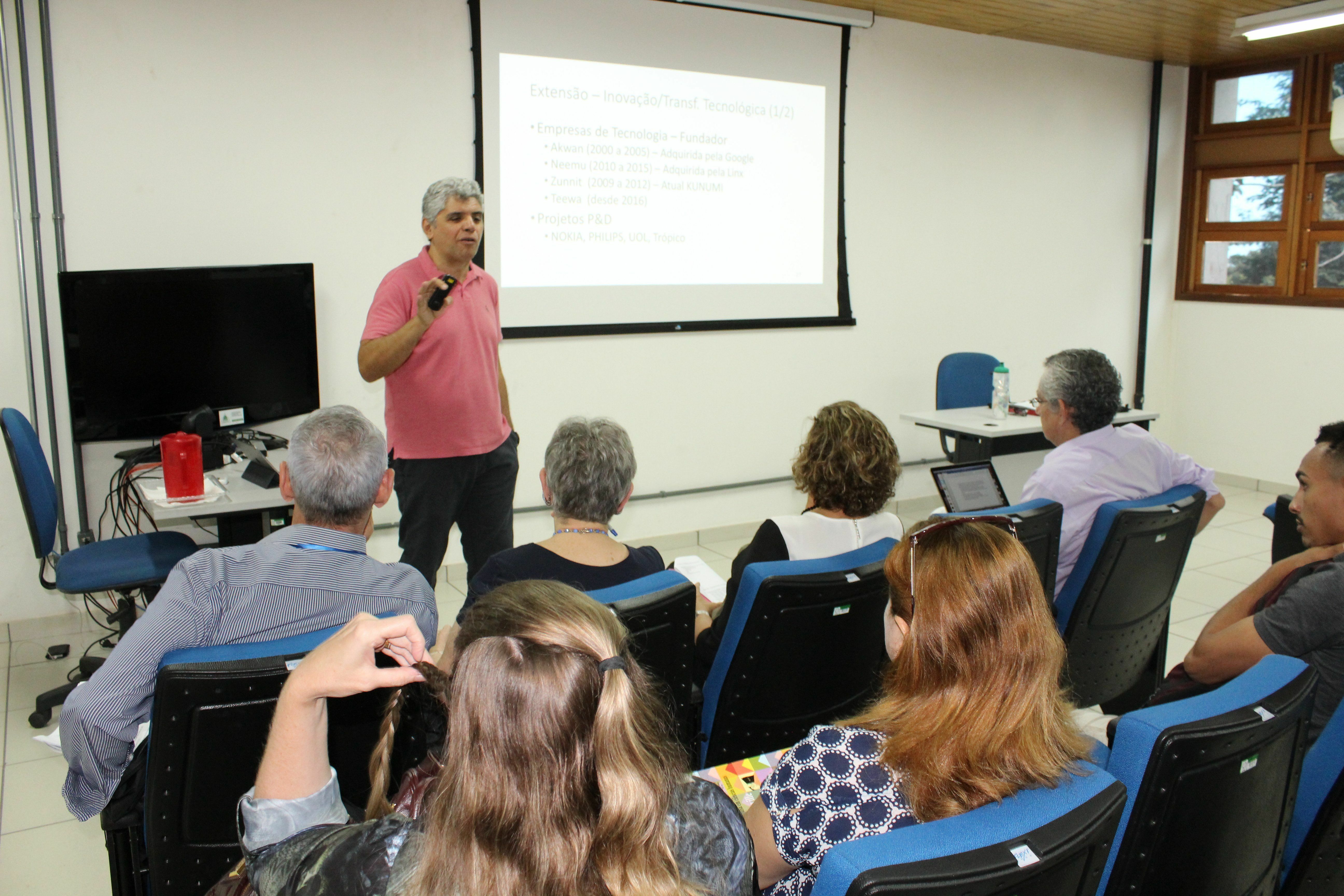 Professor Altigran da Silva em defesa de Memorial Acadêmico 