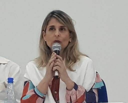 Diretora da Faced, professora Silvia Nogueira