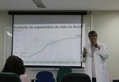 Palestrante João Marcos Benfica orientou os participantes quanto à adoção de hábitos saudáveis